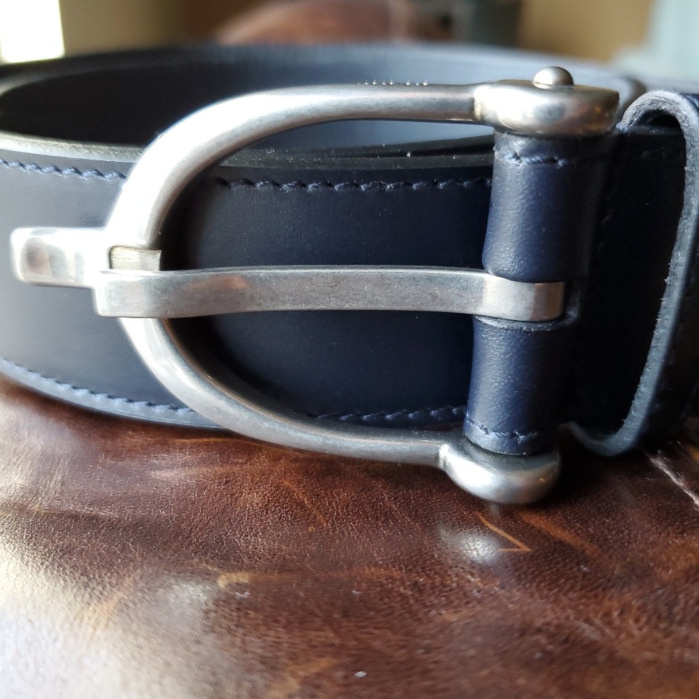 Authentic Navy Blue Gucci Belt